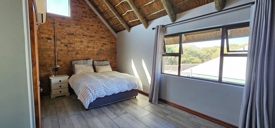 6 Bedroom Property for Sale in Hartbeesfontein North West